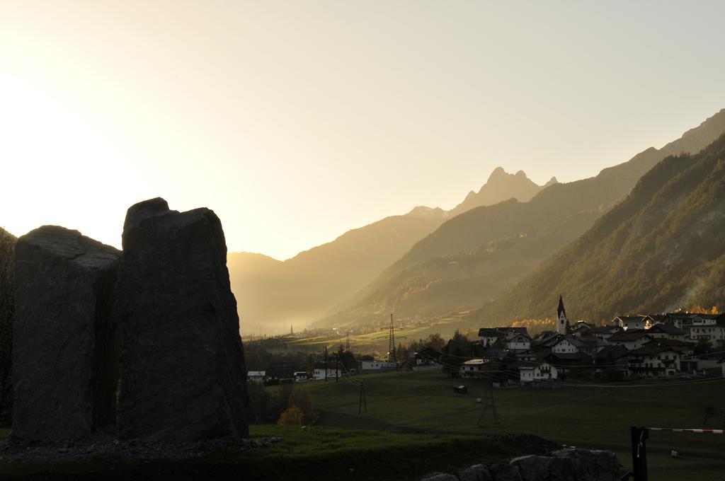 Haus Fischer Pettneu am Arlberg Bagian luar foto