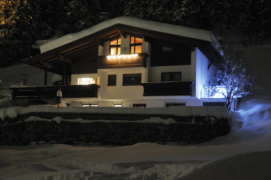 Haus Fischer Pettneu am Arlberg Bagian luar foto